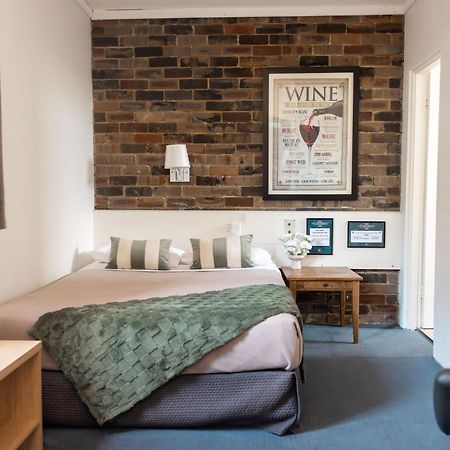 Hornsby Inn Bagian luar foto