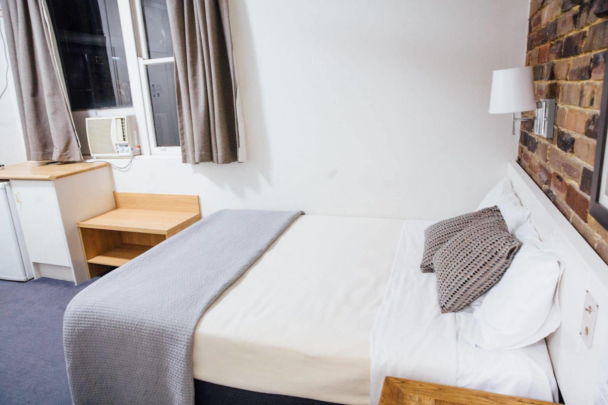 Hornsby Inn Bagian luar foto
